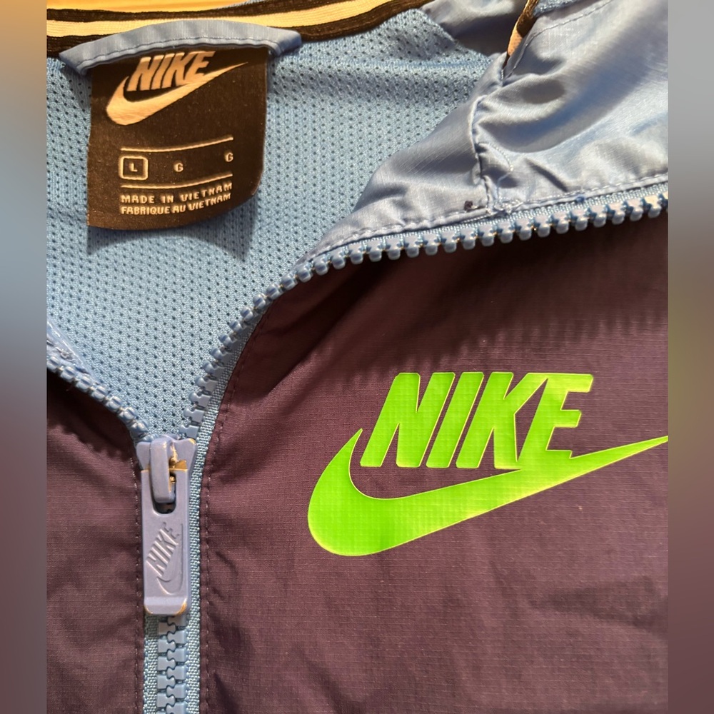 Nike Boys Blue Hooded Windbreaker Jacket Neon Green Logo Youth Large - Picture 2 of 9